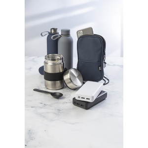 Fotografie k reklamnímu předmětu „Khumbu RSS izolovaná láhev“