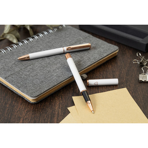 Fotografie k reklamnímu předmětu „Rossy sada per“