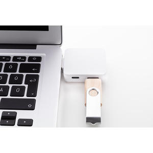 Fotografie k reklamnímu předmětu „Rahubu USB hub RABS“