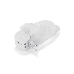 Fotografie k reklamnímu předmětu „Cestovní adaptér WELT“