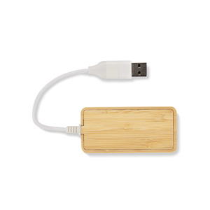 Fotografie k reklamnímu předmětu „Bambusový rozbočovač USB HUB s vyměnitelnou zástrčkou - RIVO“