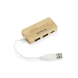 Fotografie k reklamnímu předmětu „Bambusový rozbočovač USB HUB s vyměnitelnou zástrčkou - RIVO“