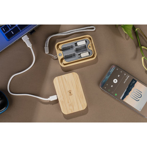 Fotografie k reklamnímu předmětu „Sada nabíjecího kabelu s indukční nabíječkou BUMO“