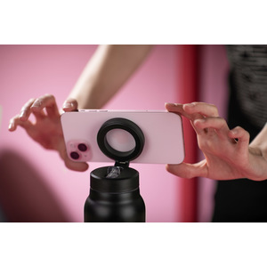 Fotografie k reklamnímu předmětu „Termo láhev s magnetickým držákem MAGHOLD 700 ml“