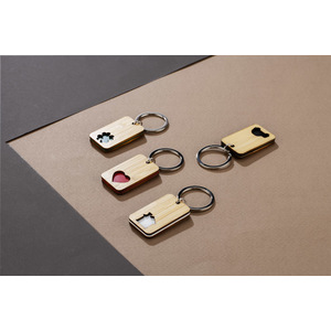 Fotografie k reklamnímu předmětu „Bambusová klíčenka CARVE“