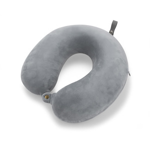 Fotografie k reklamnímu předmětu „Cestovní polštářek PULIA“