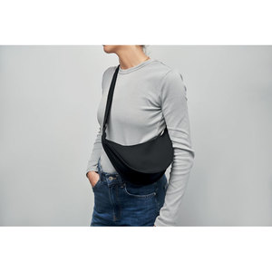 Fotografie k reklamnímu předmětu „Brašna z materiálu 400D oxford KOROVIN CROSS“