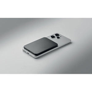Fotografie k reklamnímu předmětu „Tenká magnet. powerbanka 20W SLIMVOLT“