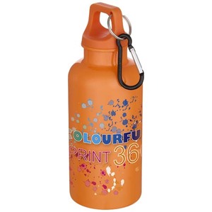 Fotografie k reklamnímu předmětu „400ml láhev na bodu Oregon s karabinou z recyklovaného plastu s certifikací RCS“