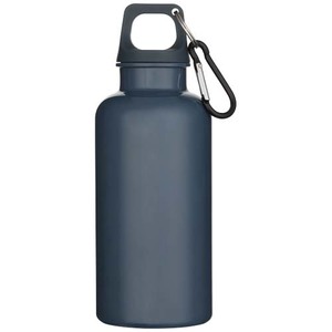 Fotografie k reklamnímu předmětu „400ml láhev na bodu Oregon s karabinou z recyklovaného plastu s certifikací RCS“