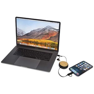 Fotografie k reklamnímu předmětu „Vysouvací datový synchronizační a rychlonabíjecí 45W kabel 5 v 1 z recyklovaného plastu o délce 100 cm s bambusovými detaily“