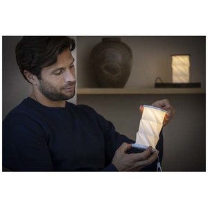Fotografie k reklamnímu předmětu „Skládací a stmívatelná stolní lampa Celestia z recyklovaného plastu“