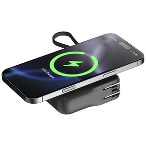 Fotografie k reklamnímu předmětu „Xtorm TravelPro 30W cestovní nabíječka 3 v 1 s kapacitou 10 000 mAh“