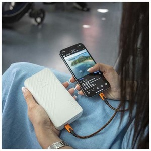Fotografie k reklamnímu předmětu „Xtorm Go2 20 W 20 000 mAh powerbanka s funkcí rychlého nabíjení“