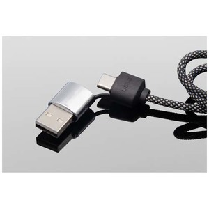 Fotografie k reklamnímu předmětu „SCX.design C33 60 W nabíjecí kabel typu C s dvojitým podsvíceným logem“