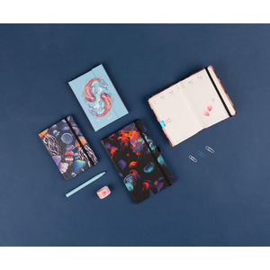 Fotografie k reklamnímu předmětu „NOTIQUE Notes Medúzy, linkovaný, 13 x 21 cm“