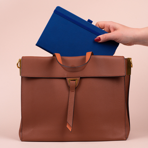 Fotografie k reklamnímu předmětu „NOTIQUE Notes Tmavě modrý, tečkovaný, 13 x 21 cm“