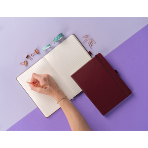 Fotografie k reklamnímu předmětu „NOTIQUE Notes Balacron, bordó, linkovaný, 15 x 21 cm“