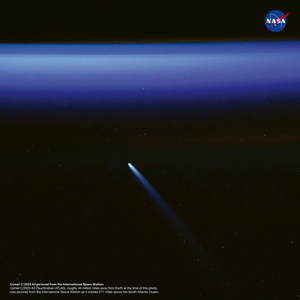 Fotografie k reklamnímu předmětu „NOTIQUE Poznámkový kalendář NASA 2026, 30 x 30 cm“
