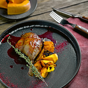 Fotografie k reklamnímu předmětu „NOTIQUE Poznámkový kalendář Gourmet 2026, 30 x 30 cm“