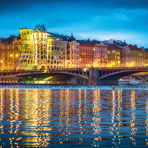 Fotografie k reklamnímu předmětu „NOTIQUE Poznámkový kalendář Praha 2026, 30 x 30 cm“