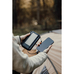 Fotografie k reklamnímu předmětu „Solární powerbanka se 3 panely Nordic Drift Titan 10.000mAh“