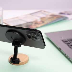 Fotografie k reklamnímu předmětu „Stojan na telefon Magmount RCS z recykl. plastu a bambusu“