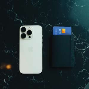 Fotografie k reklamnímu předmětu „Peněženka s nabíjecím lokátorem Seekcard z RCS polyesteru“