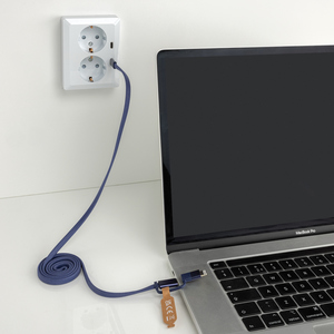 Fotografie k reklamnímu předmětu „Ultra tenký magnetický nabíjecí kabel 60W 2 v 1“