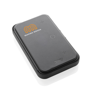 Fotografie k reklamnímu předmětu „Cestovní pouzdro s nabíječkou 3v1 Swiss Peak z RCS plastu“