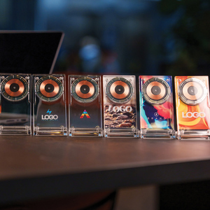 Fotografie k reklamnímu předmětu „Magnetický bezdrátový nabíjecí stojan Magcharge 15W“