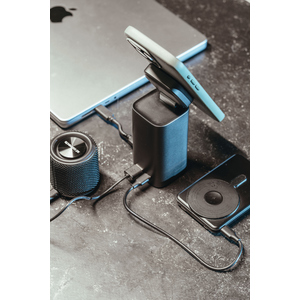 Fotografie k reklamnímu předmětu „Magnetická powerbanka 15 000mAh 100W Urban Vitamin Sunnyvale“