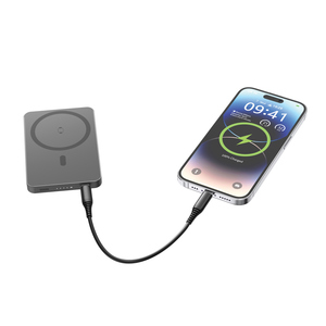 Fotografie k reklamnímu předmětu „Bezdrátová magnetická powerbanka Urban Vitamin Marin 5000mAh“