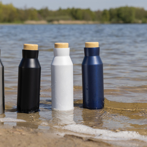 Fotografie k reklamnímu předmětu „Termo lahev Gaia z RCS recyklované nerezové oceli“