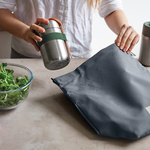 Fotografie k reklamnímu předmětu „Izolovaná/chladící taška na oběd 6,7l Black+Blum“