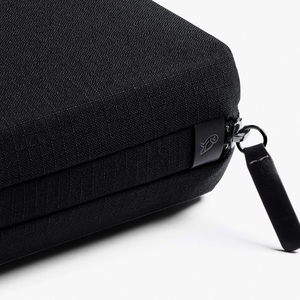 Fotografie k reklamnímu předmětu „Bellroy Tech Kit“