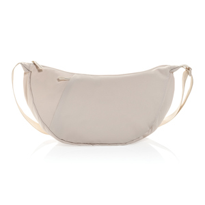 Fotografie k reklamnímu předmětu „Crossbody Crescent XL z RPET AWARE™  ve tvaru půlměsíce“