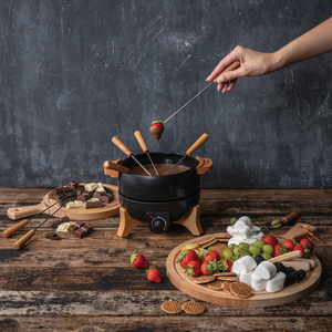 Fotografie k reklamnímu předmětu „Elektrická sada fondue BOSKA - 2,3 l (EU typ F)“