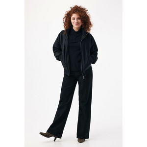 Fotografie k reklamnímu předmětu „Odin městská bunda z recyklovaného polyesteru IQONIQ“