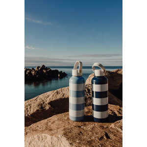 Fotografie k reklamnímu předmětu „Nerezová láhev VINGA Lagoa z recykl. materiálů, 600 ml“